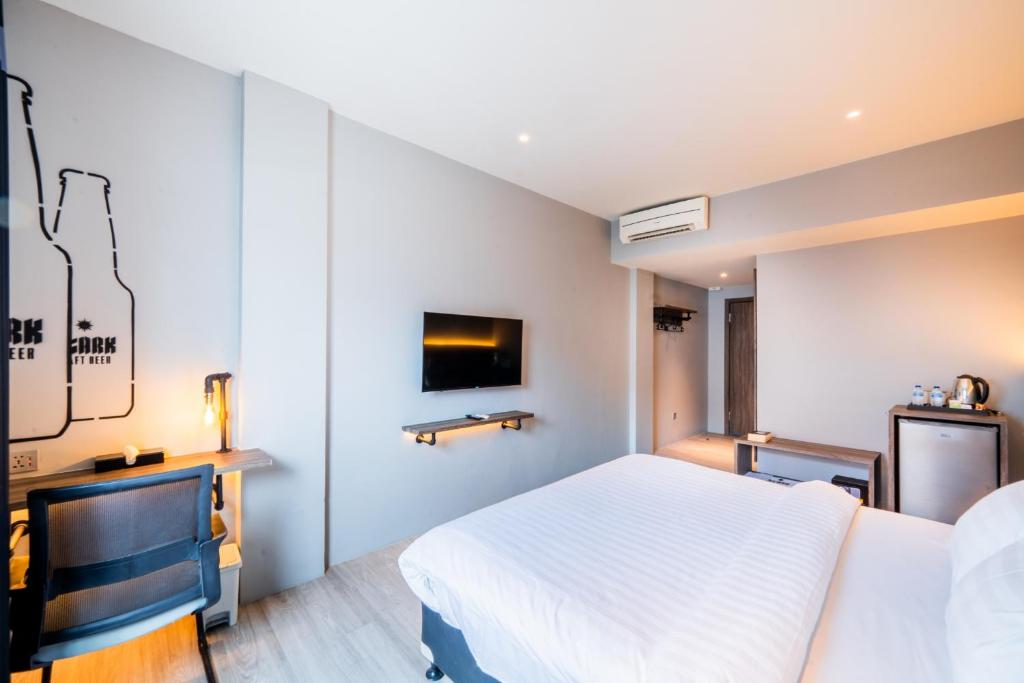 هتل بوتیک هتل استارک و اسپا