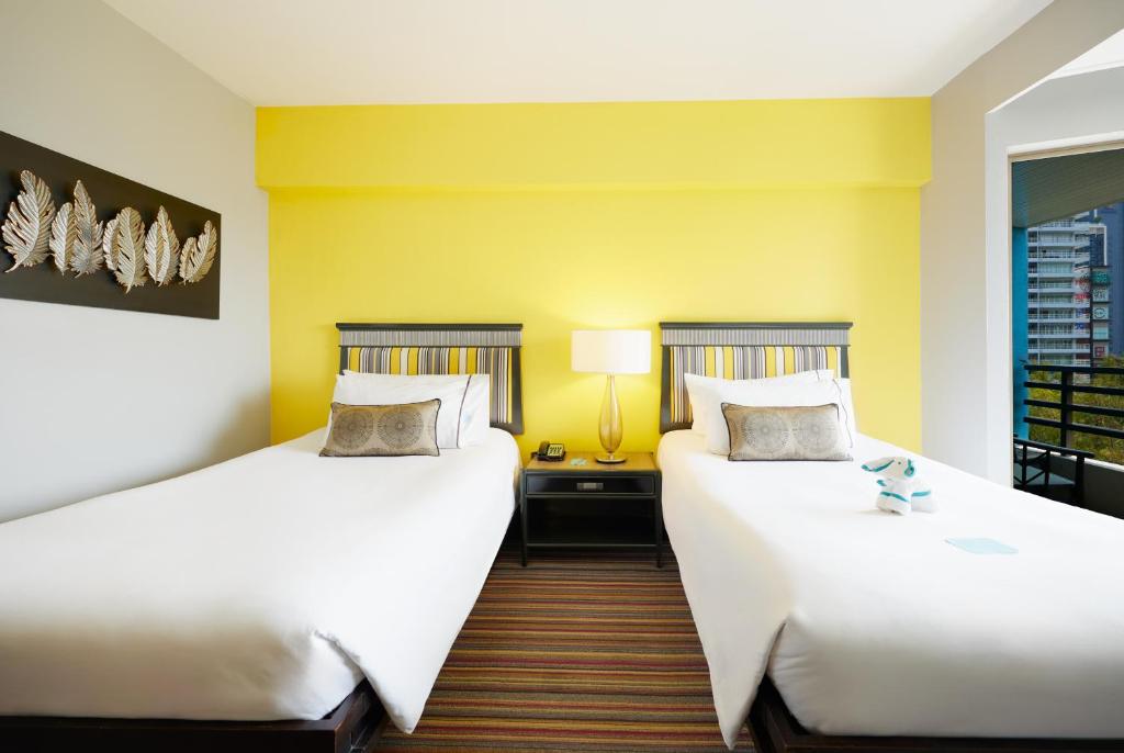 هتل بای ویو