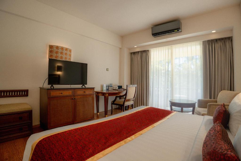 هتل کوتا پارادیسو