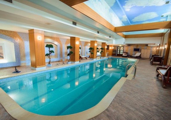 هتل امباسادور سنت پترزبورگ