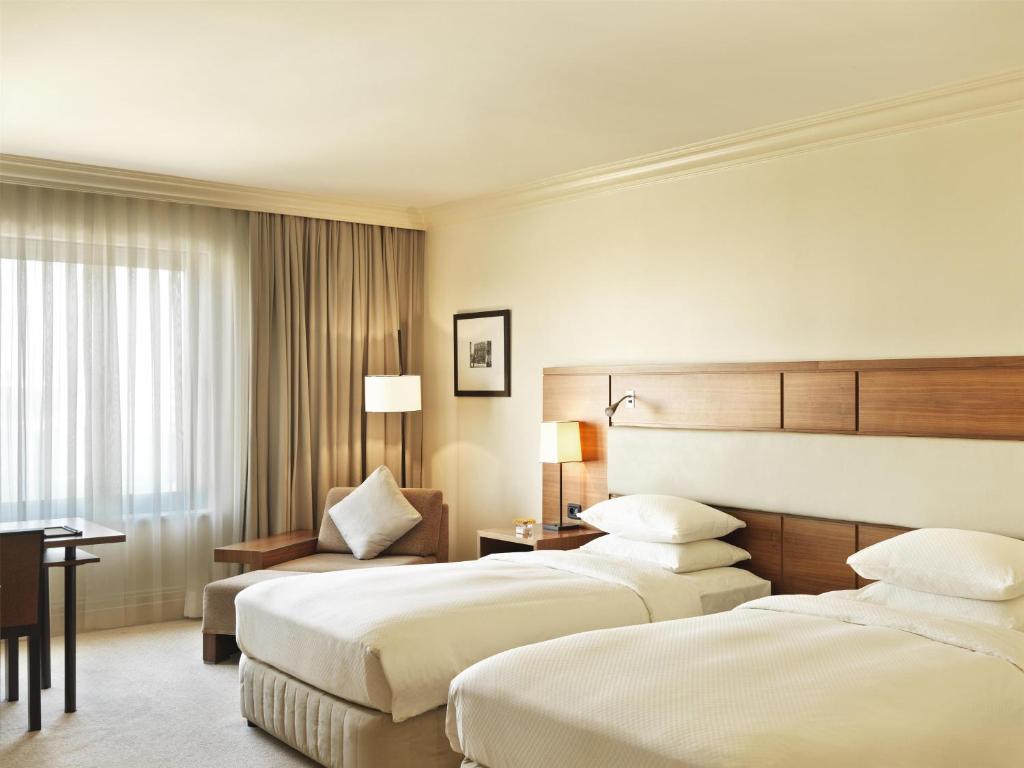 هتل گرند حیات