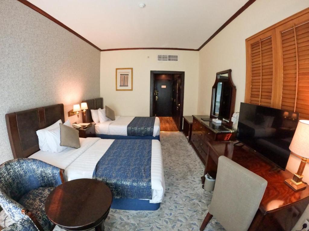 هتل نایت آرمور یا میفر سابق