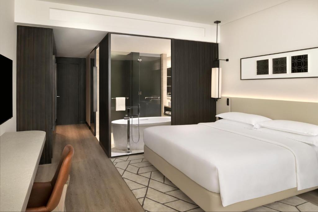 هتل شرایتون گرند