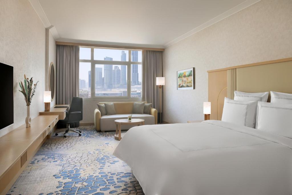 سوئیس اوتل المروج