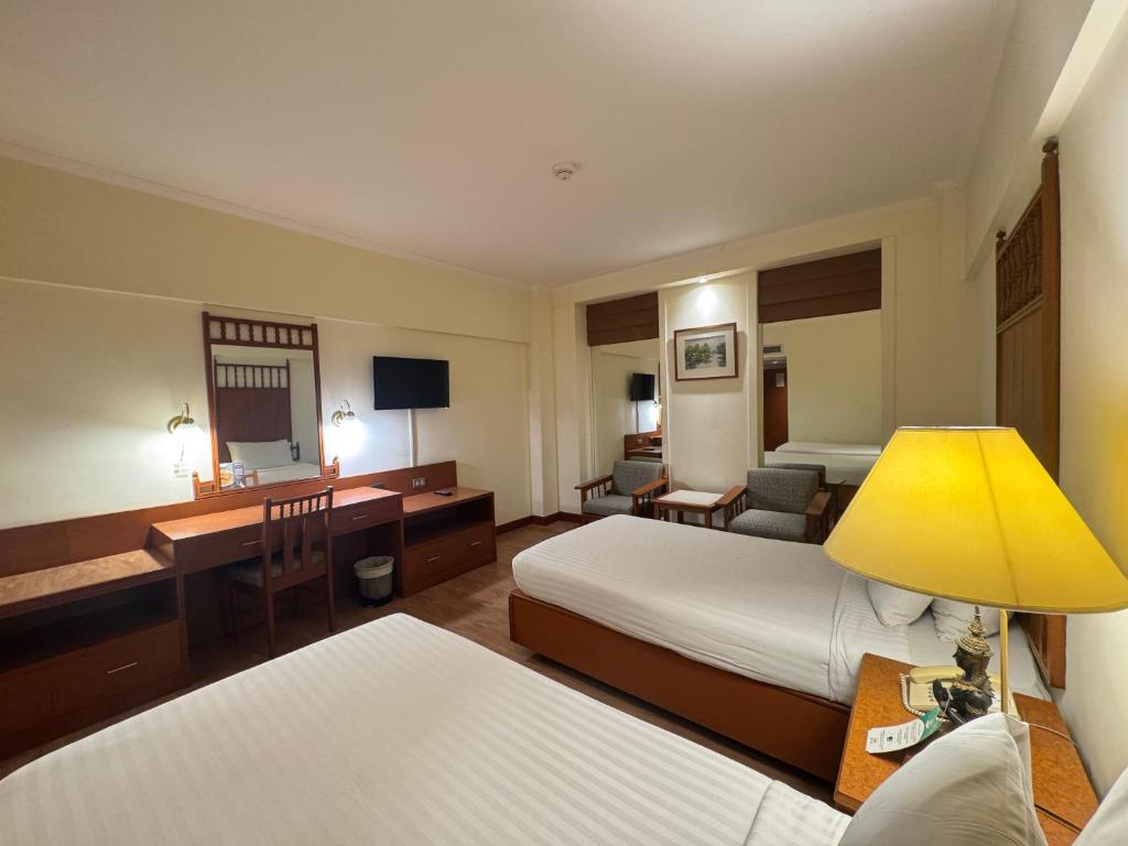 هتل بانگوک پالاس