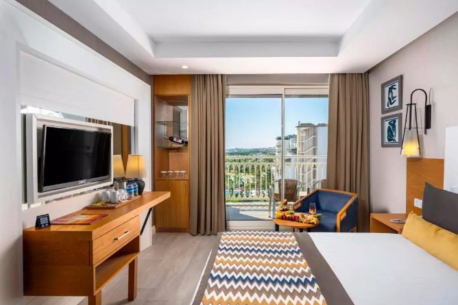 هتل کیرمان سیدرا لاکچری و اسپا