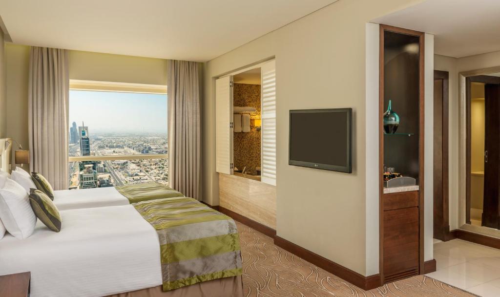 هتل تاور پلازا