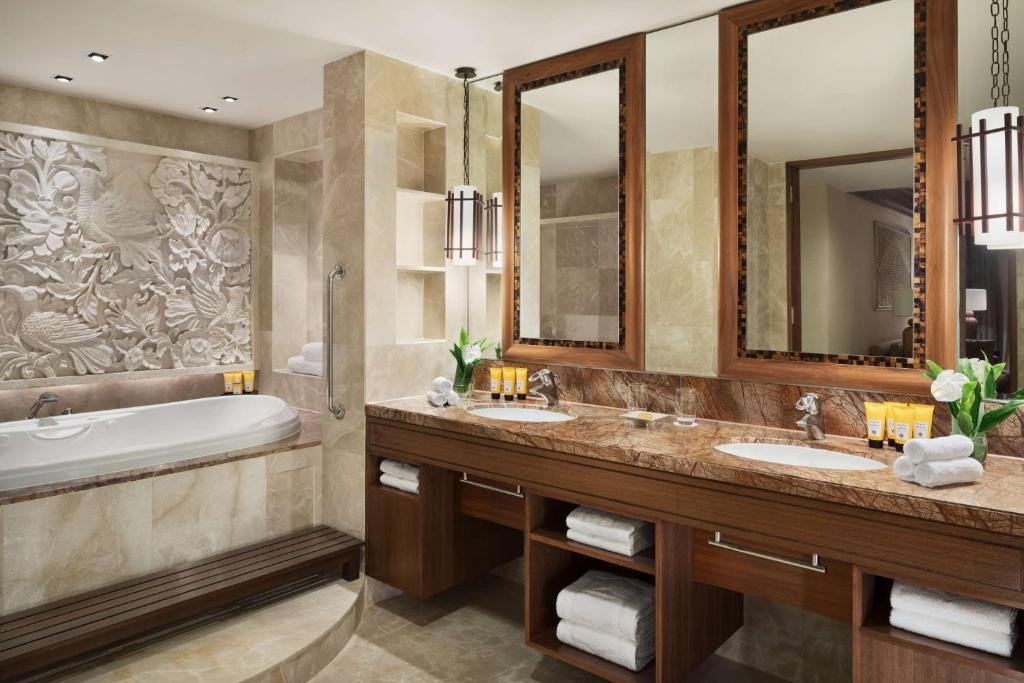 هتل راسا سایانگ بای شانگریلا