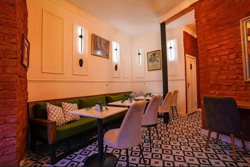 هتل امی تکسیم