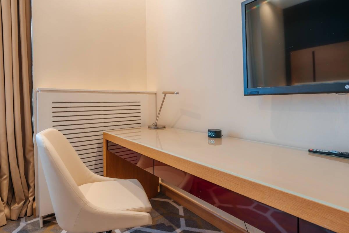 هتل نووتل کنگره کراسنایا پولیانا