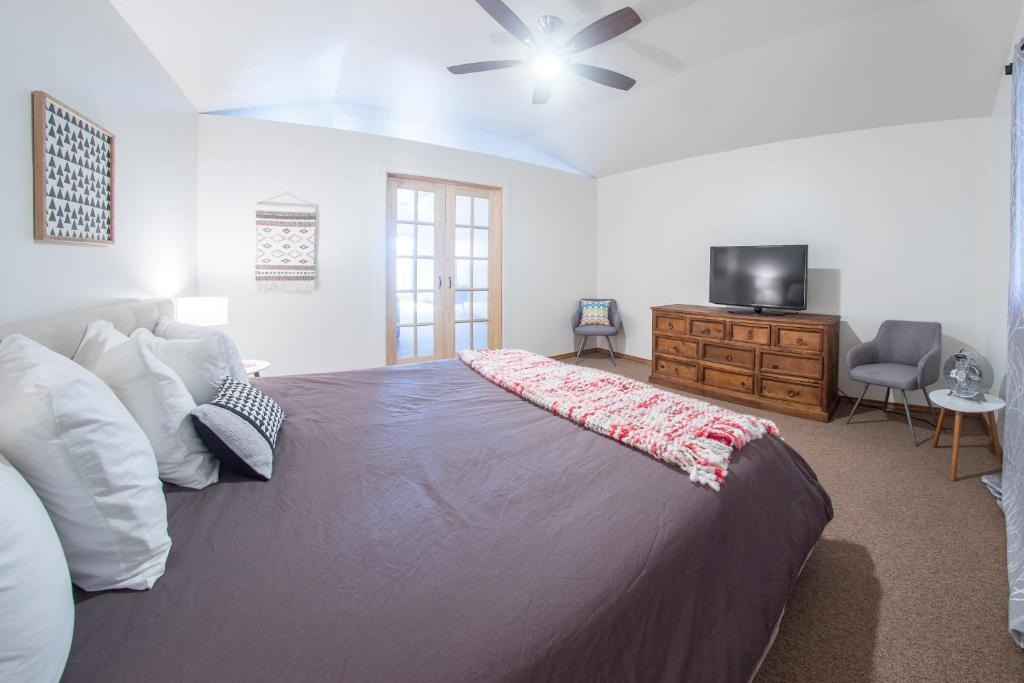 هتل رنسانس مسکو مونارک