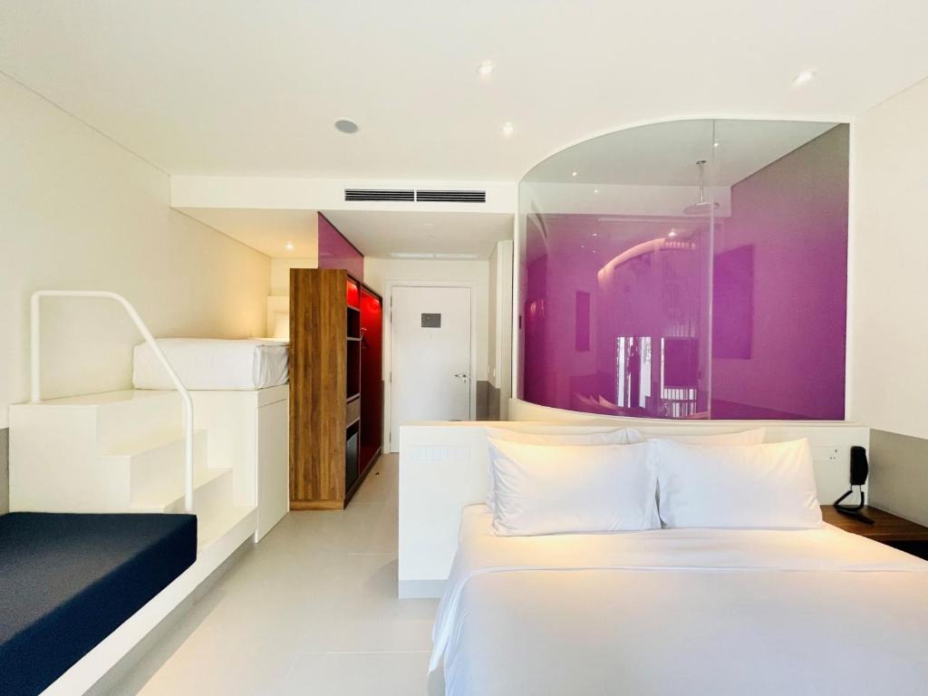 هتل وینک ریورساید دانانگ