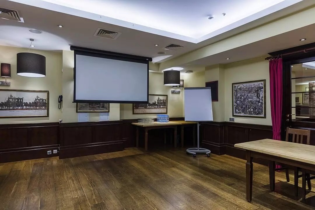 هتل کاسموس سن پترزبوگ نوسکی پروسپکت