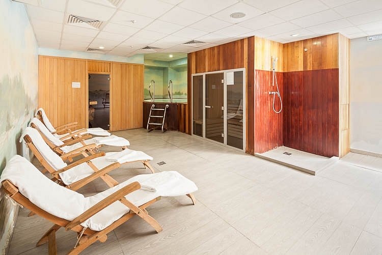 MARINS PARK PRAGHSKAYA MOSCOW HOTEL