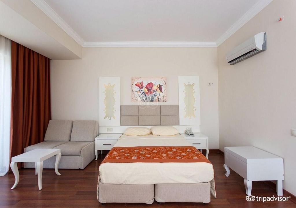 هتل گرند میرامور