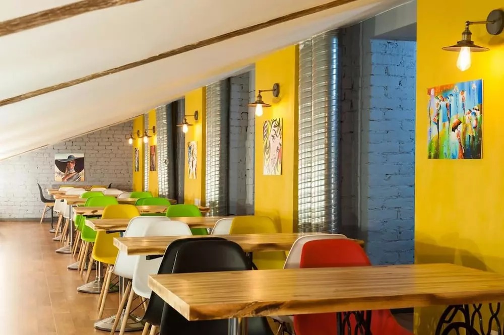 هتل پتروفسکی آرت لوفت سنت پترزبورگ