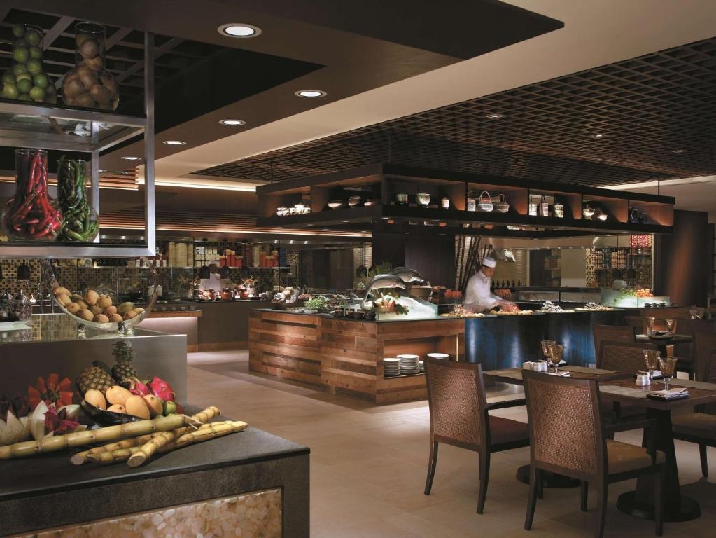 هتل راسا سایانگ بای شانگریلا