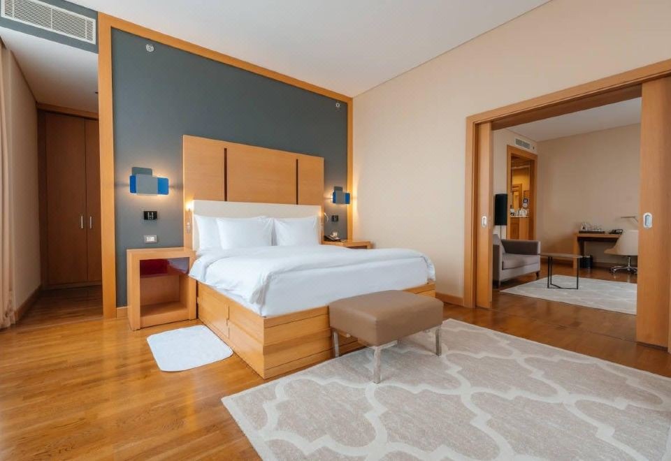 هتل نووتل کنگره کراسنایا پولیانا