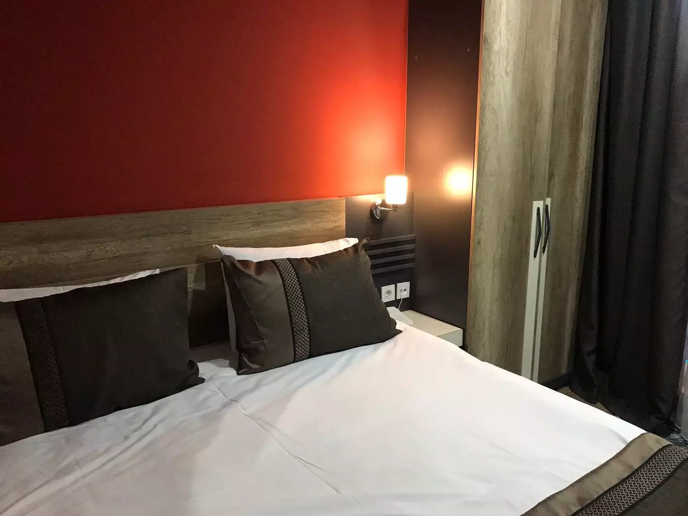 هتل مونتانا وان