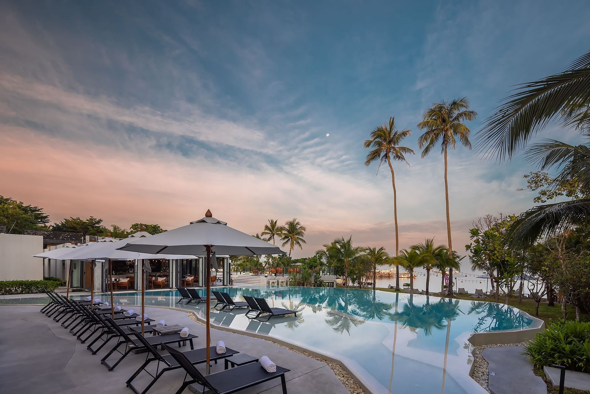 هتل یو سامویی