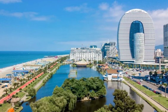 تور تفلیس + باتومی 8 روز 7 آذر